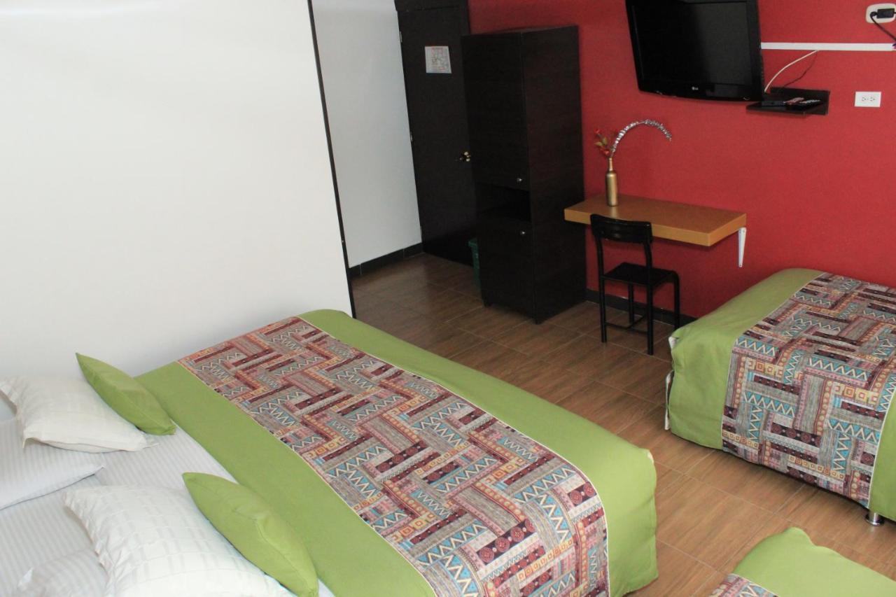 Hotel Cosmopolitan Bogota Exterior photo
